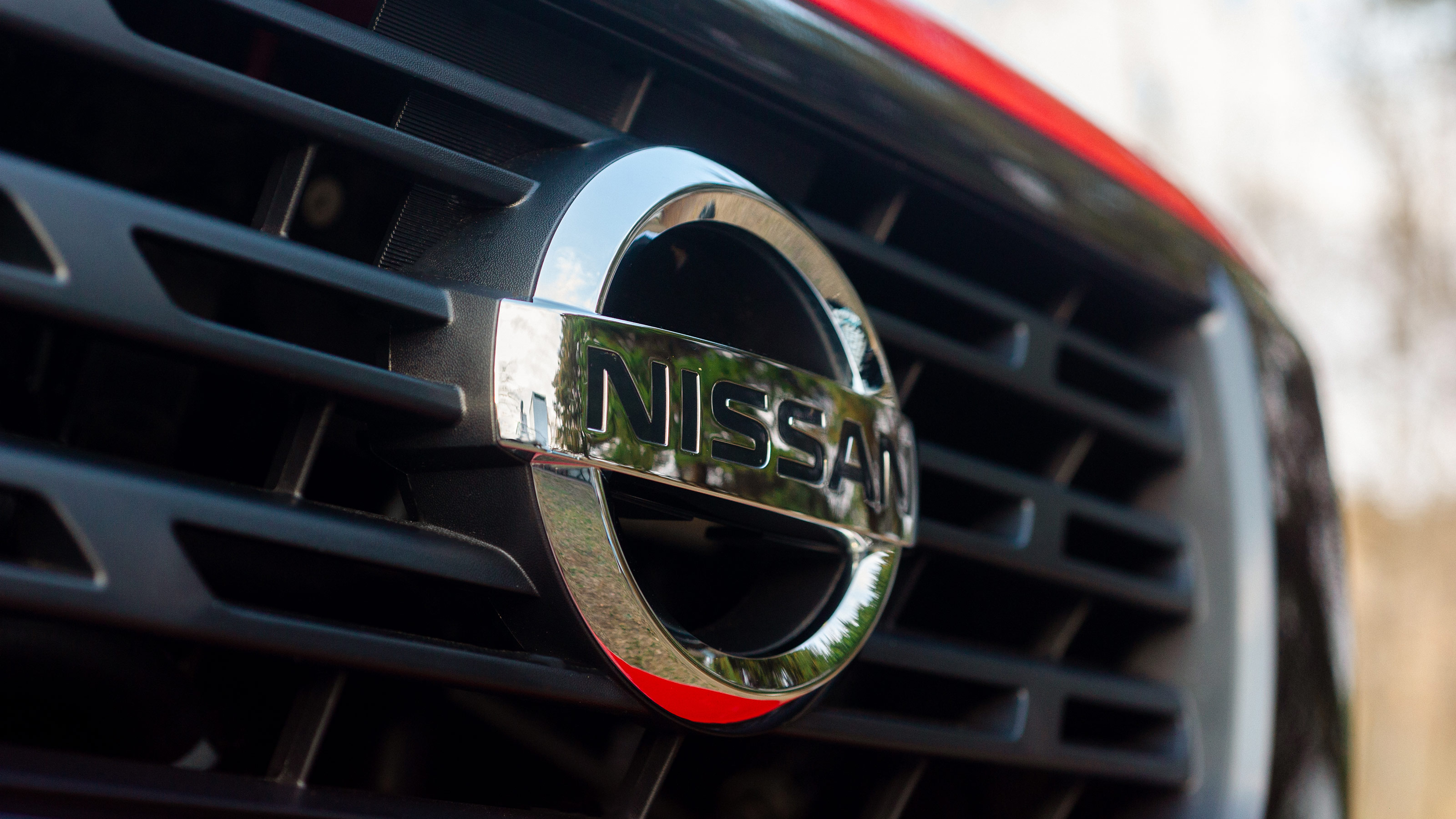 Nissan Frontier X-GEAR PARRILLA EN COLOR NEGRO