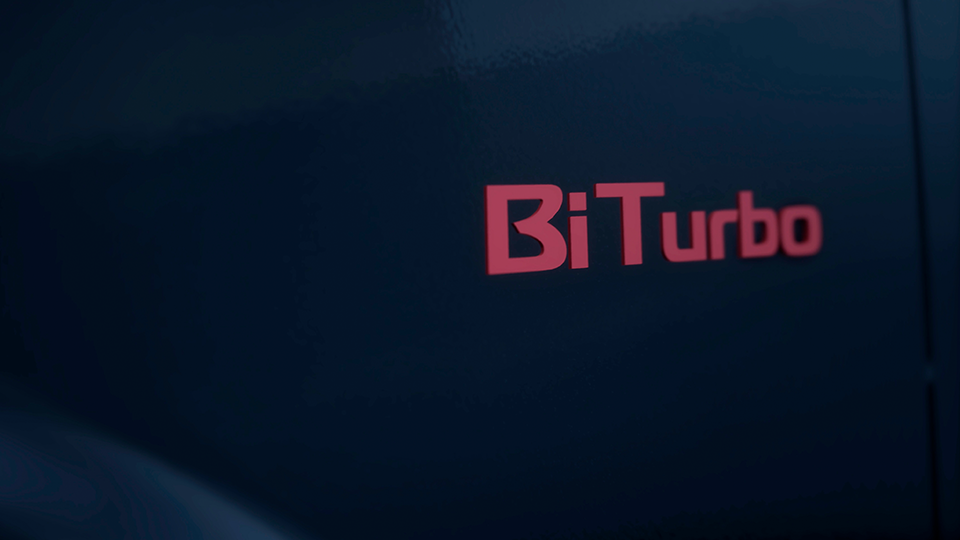 SENTÍ LA POTENCIA DE SU MOTOR BI TURBO