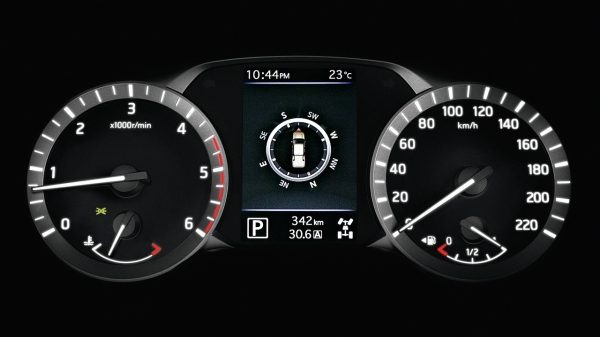 Nissan Frontier - Seguridad asientos traseros
