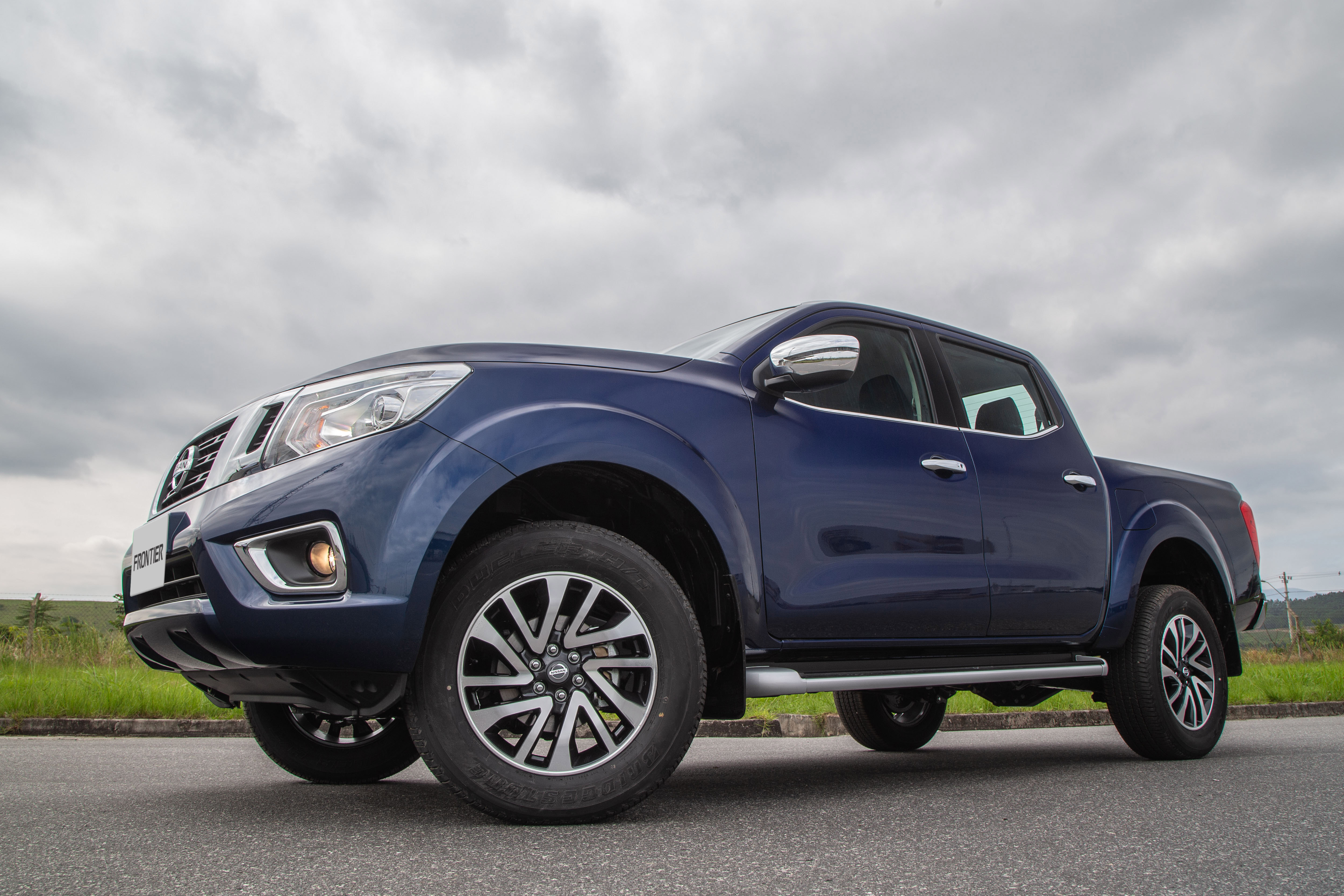 Nissan Frontier - Exterior
