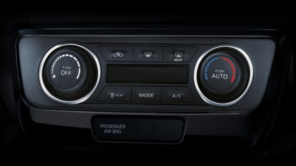 Nissan LEAF automatic climate control system