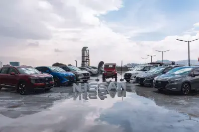 Carro Nissan protagonista del aniversario 65 de la marca.