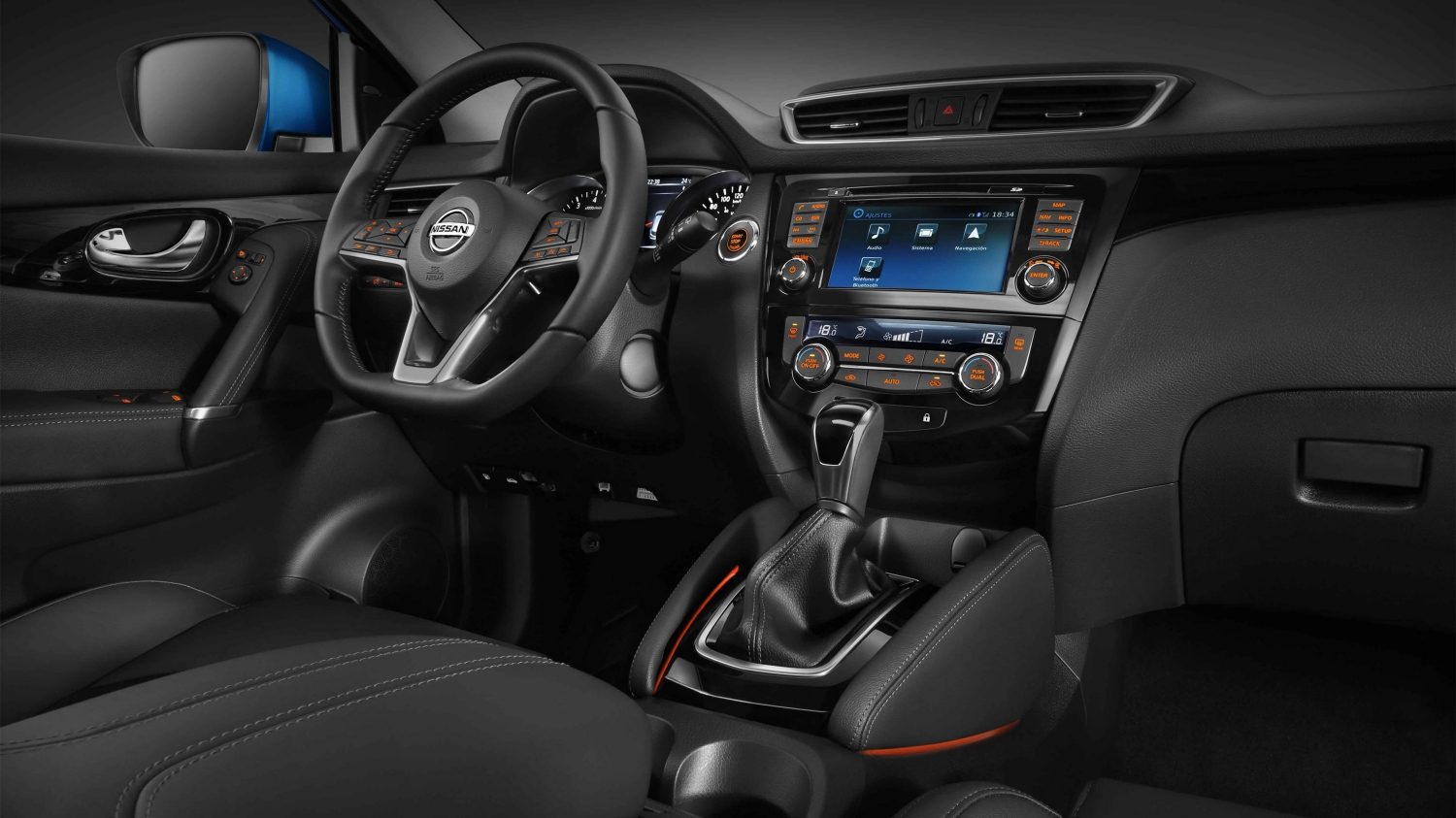 Qashqai Interior view of steering wheel and central console