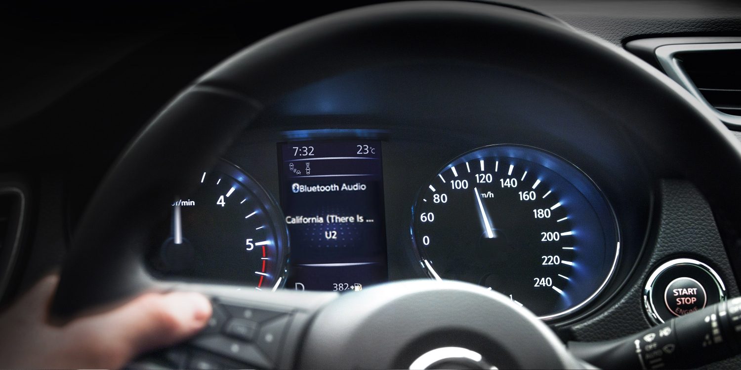 Nissan Qashqai -Volante y computadora de viaje