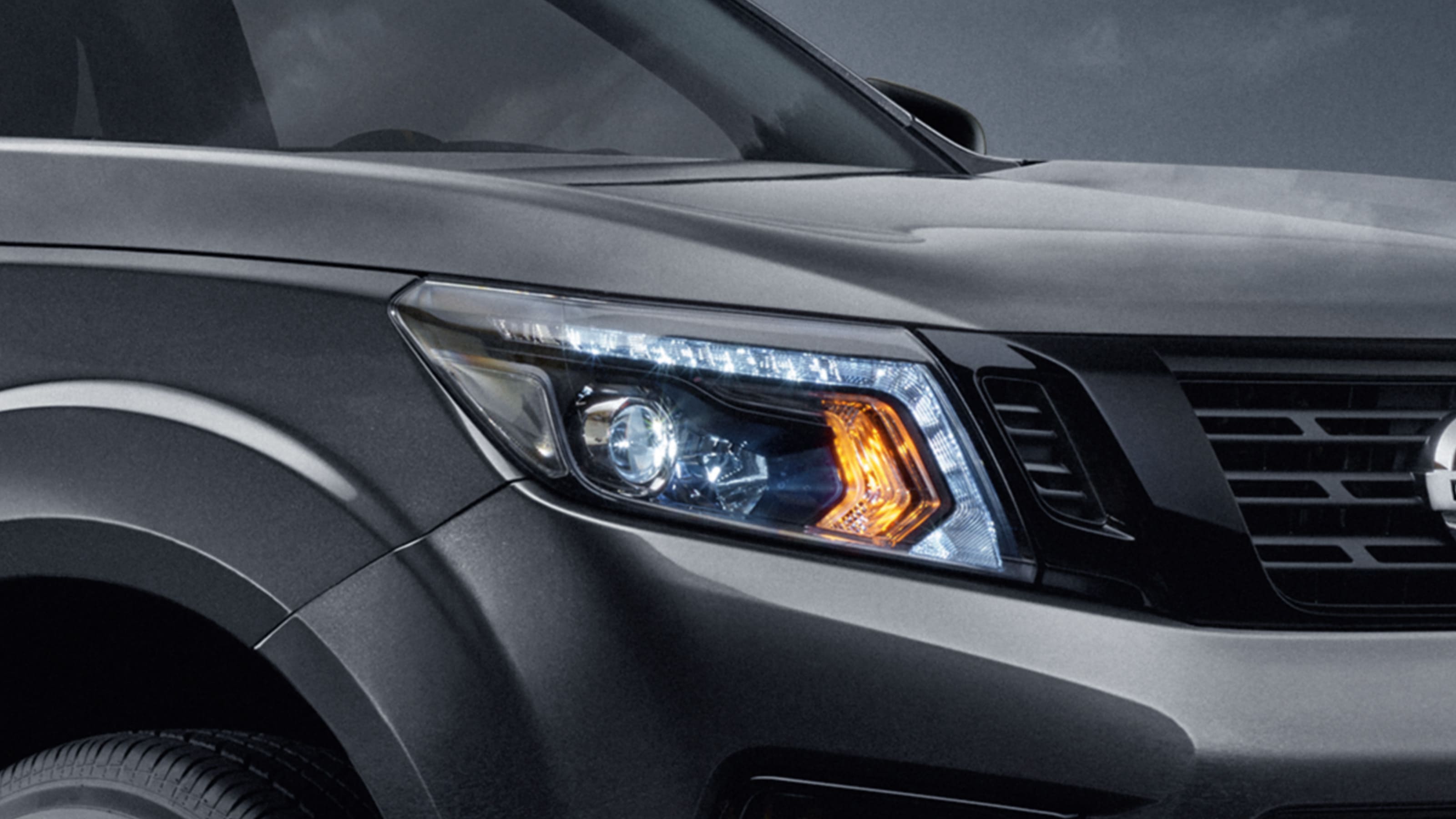 X-GEAR Incrustaciones en luces LED frontales y bordes de luces de niebla en negro