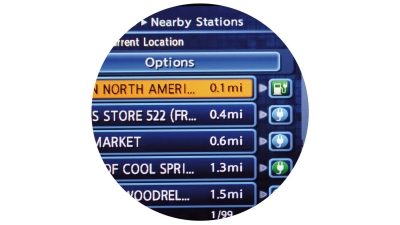 LEAF nearby charging stations screen.