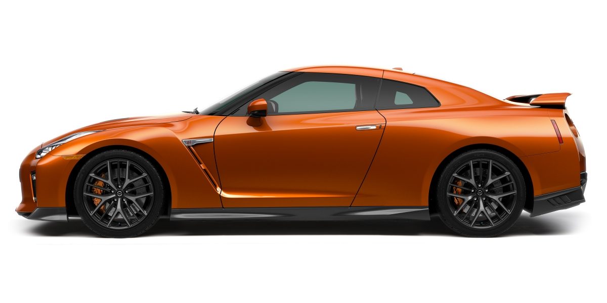 Nissan GT-R profile