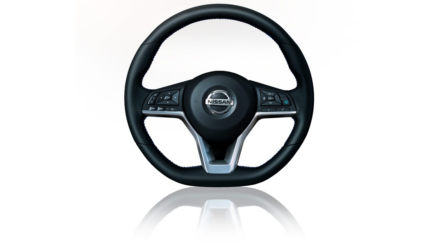 Features New Nissan LEAF Electric Car Nissan
