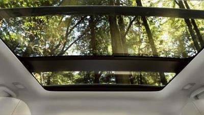 Nissan Pathfinder dual panel moonroof