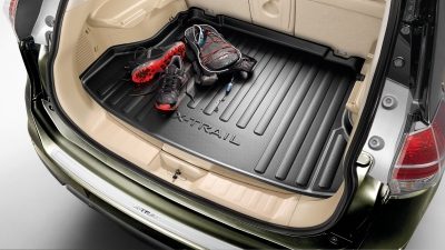 Верхня захисна накладка для заднього бампера Nissan X-TRAIL