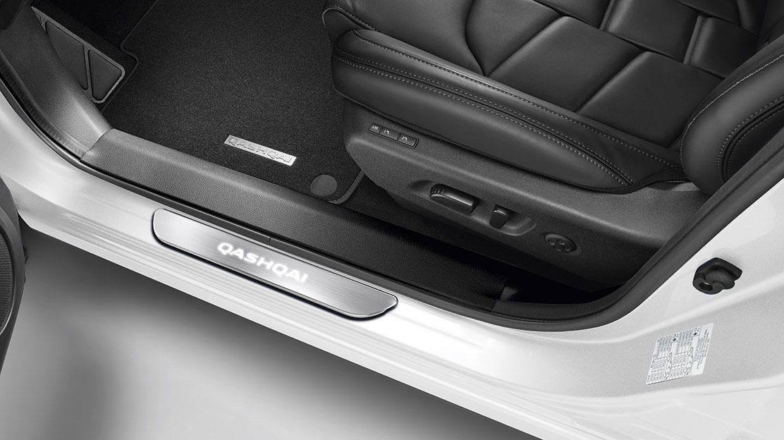 Накладки на пороги з бездротовим підсвічуванням для Nissan QASHQAI