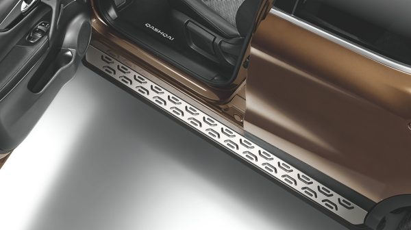 Алюмінієві накладки на пороги для Nissan QASHQAI