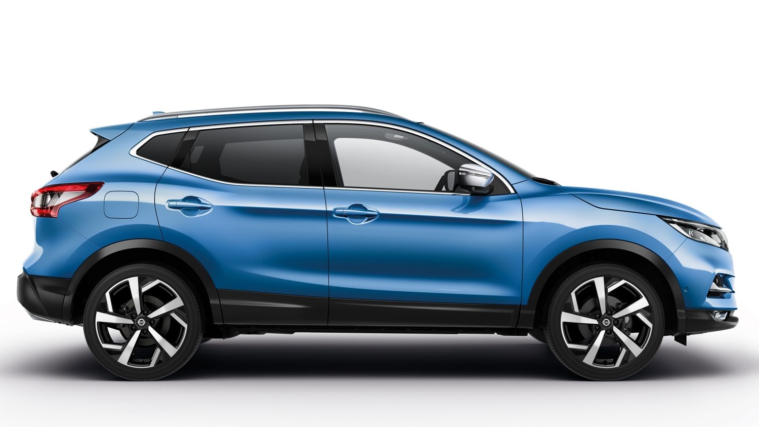 Nissan QASHQAI - кросовер