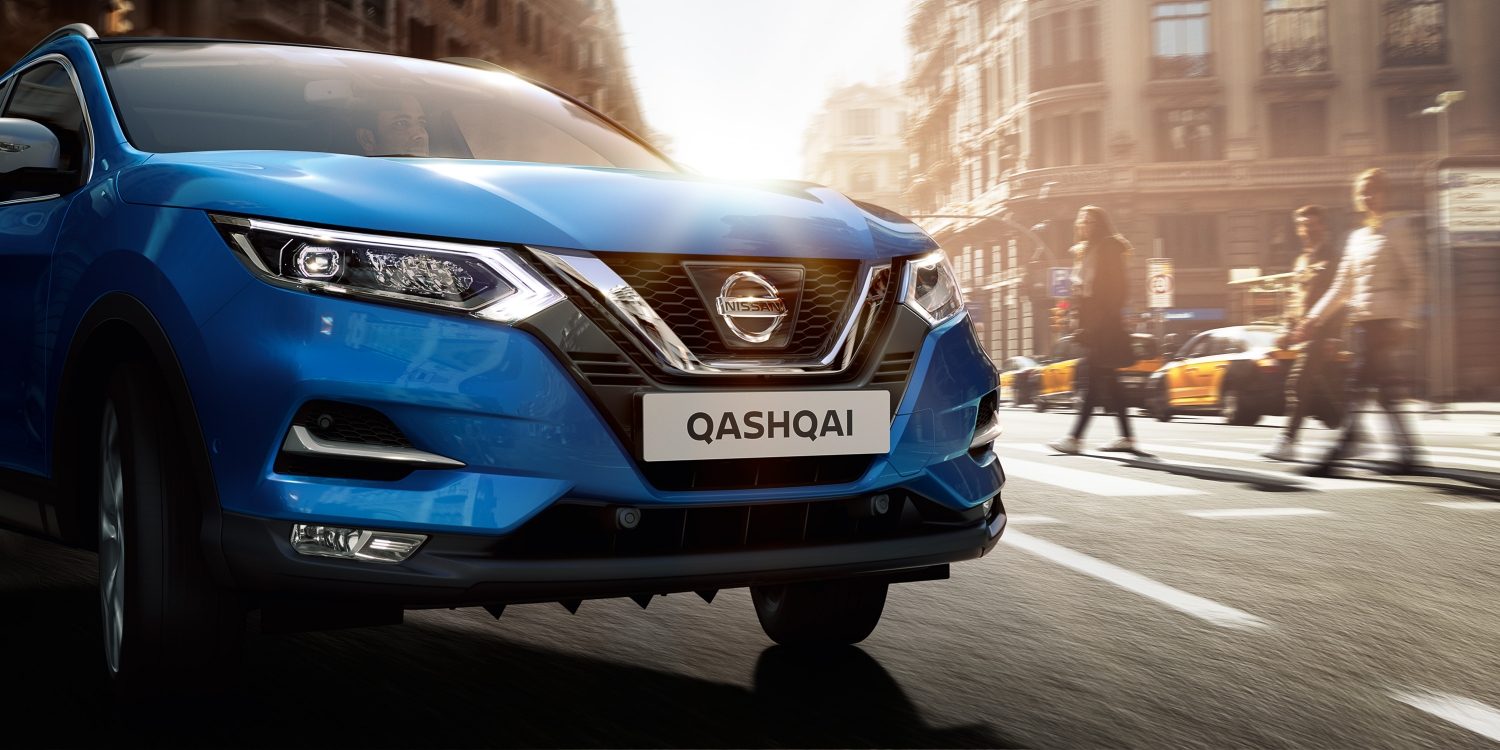 Функція наближення Nissan QASHQAI на V-подібній решітці з фігурами безпеки