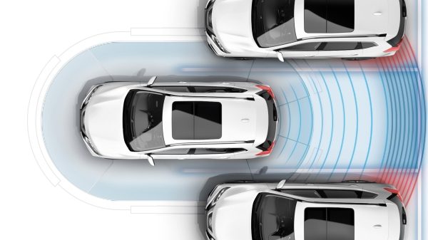 Ілюстрація: паркування заднім ходом Nissan X-TRAIL