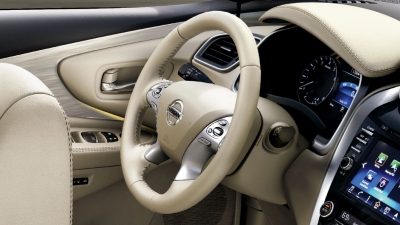Detalle del volante del Nissan Murano