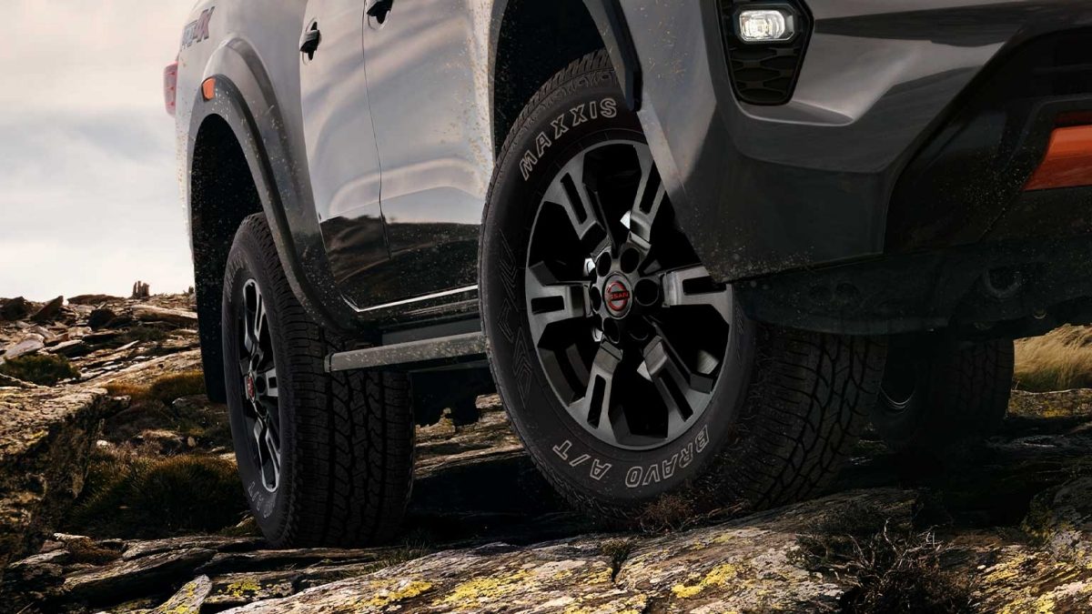 Espejos plegables de Nissan Frontier 2026