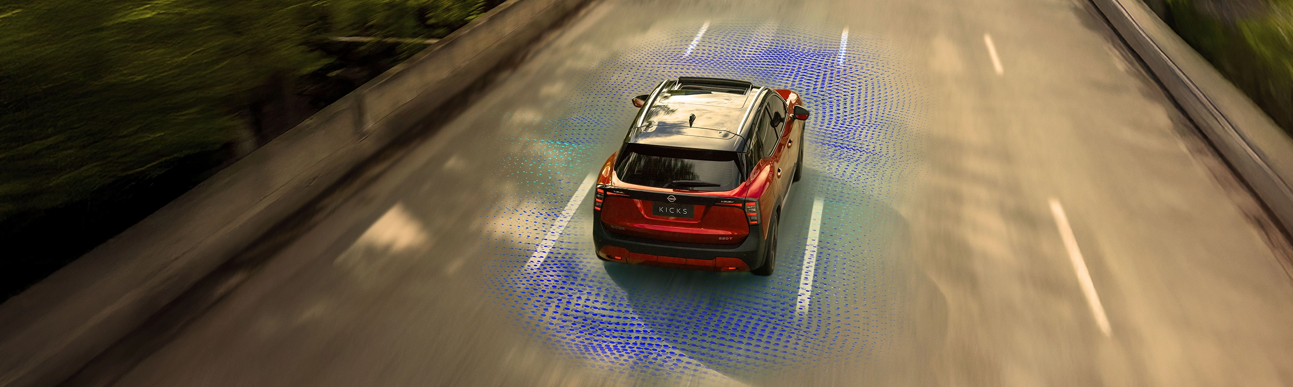 Sistema de iluminação e sensores de monitorização perimétrica 360 graus do novo Nissan Kicks, demonstrando o escudo de segurança inteligente e assistência ao condutor.