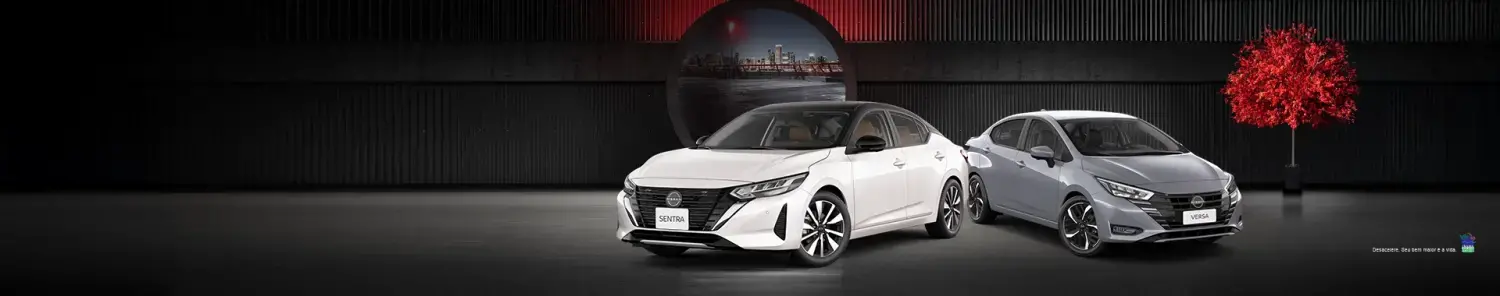 Banner promocional "BLACK FRIDAY NISSAN" com os sedãs Nissan Sentra (branco) e Nissan Versa (cinza) em fundo escuro. Texto: "AS MELHORES OPORTUNIDADES DO ANO PARA VOCÊ SAIR DE NISSAN OKM."