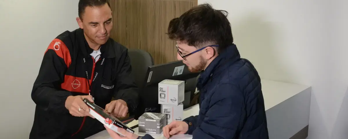 Vista completa de entrada con cita o sin cita de Nissan Express Service.