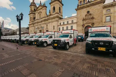 Modelo Nissan de autos de negocios utilizado para atención médica de emergencia