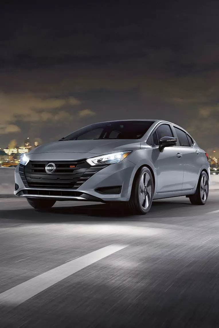 Diseño exterior de nuevo Sedán Nissan Versa