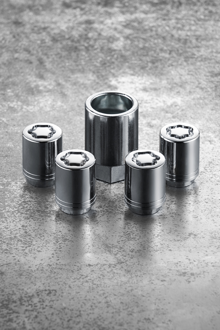 Security wheel nuts for Nissan Urvan 2025