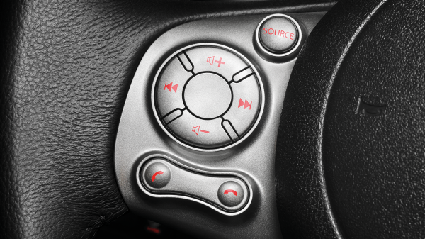 Steering-wheelmounted controls