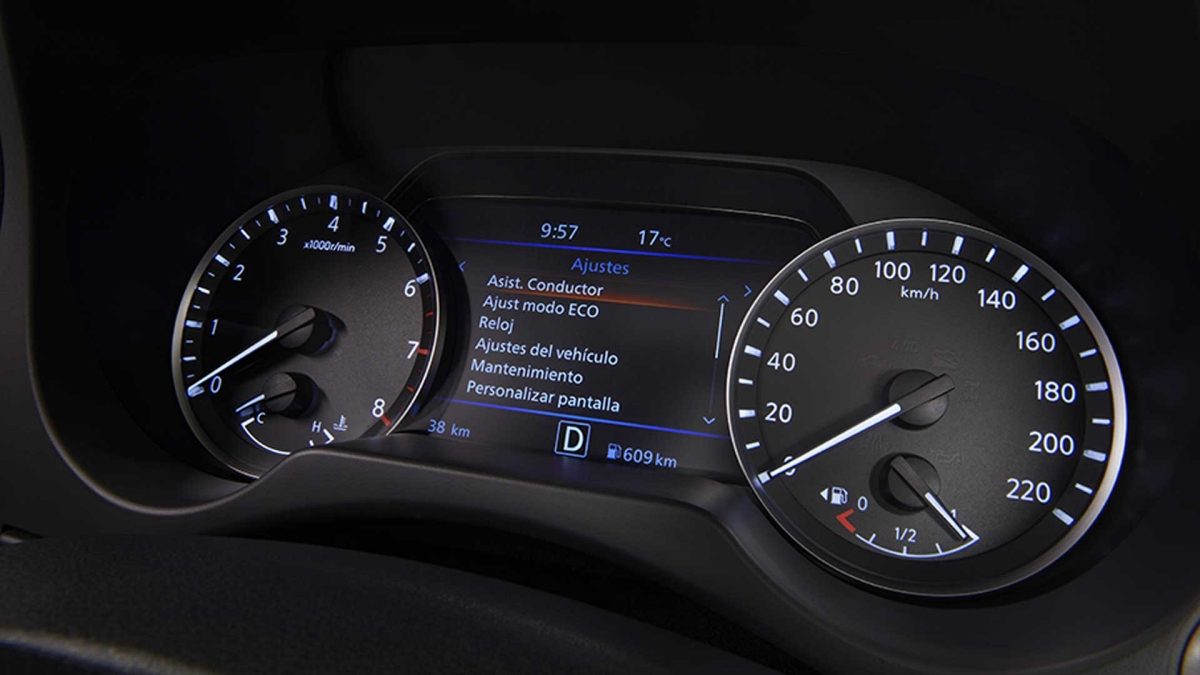 Con Nissan Frontier 2023 mantente siempre informado