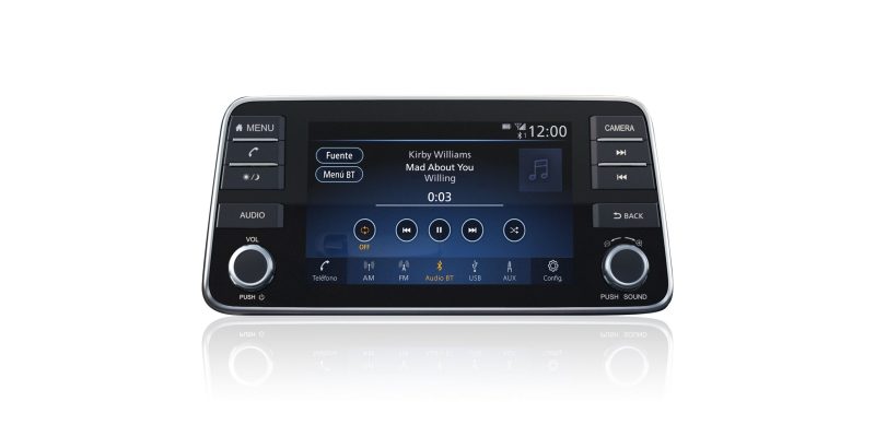 Nissan Versa pantalla touchscreen