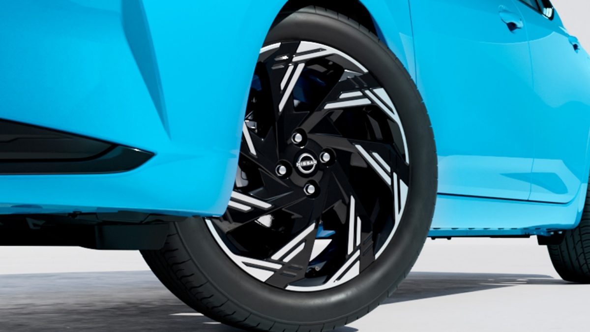 Faros de Nissan Versa 2026