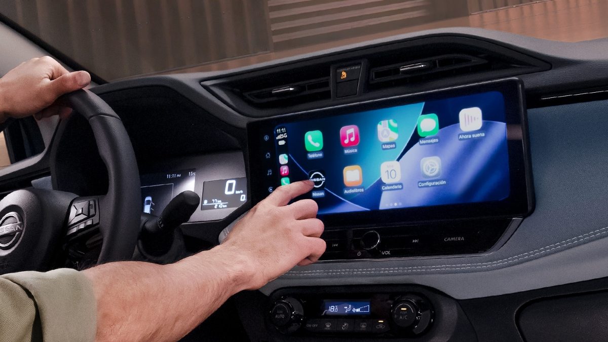 Nissan Versa 2026 sistema de entretenimiento