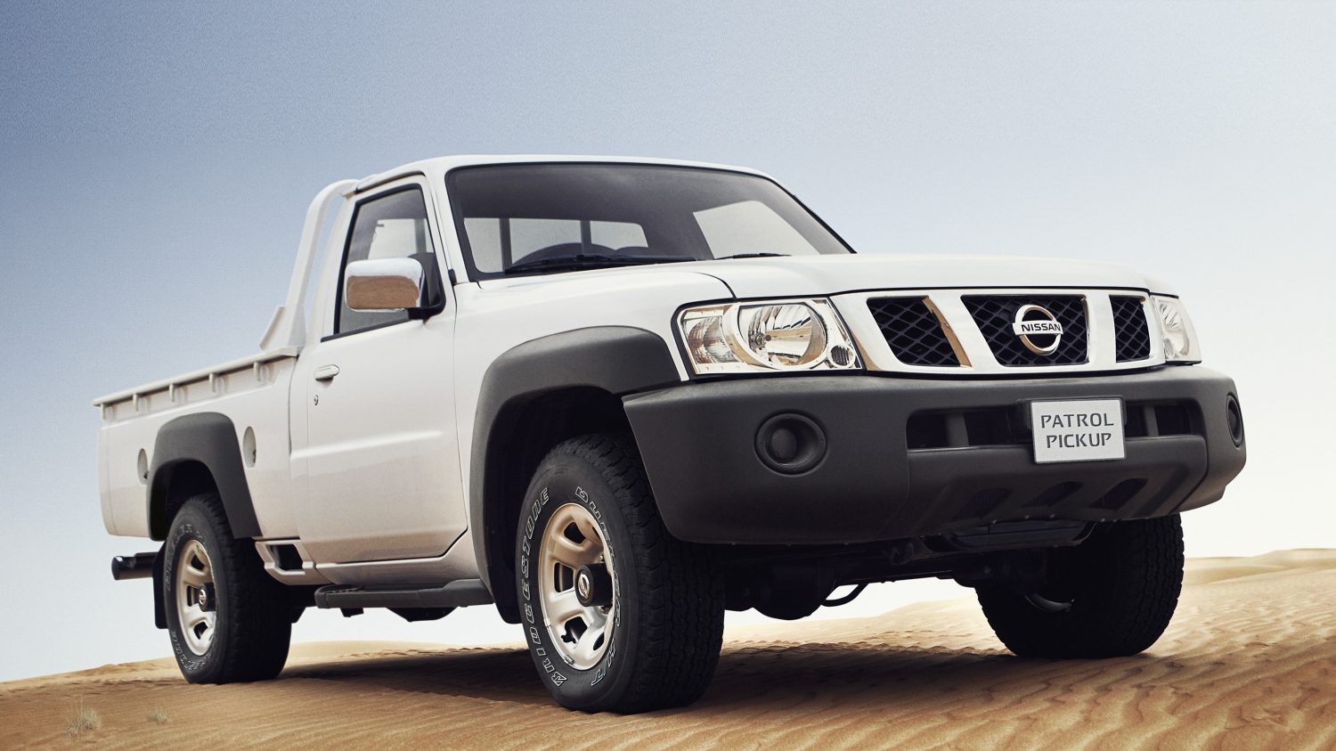Nissan patrol pickup
