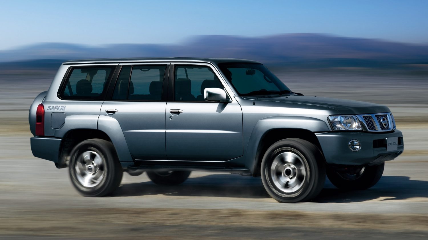 Nissan safari коротыш