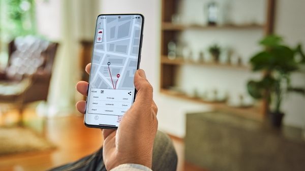 Descubre todas la funciones que NissanConnect Finder tiene para tu Nissan Frontier 2024