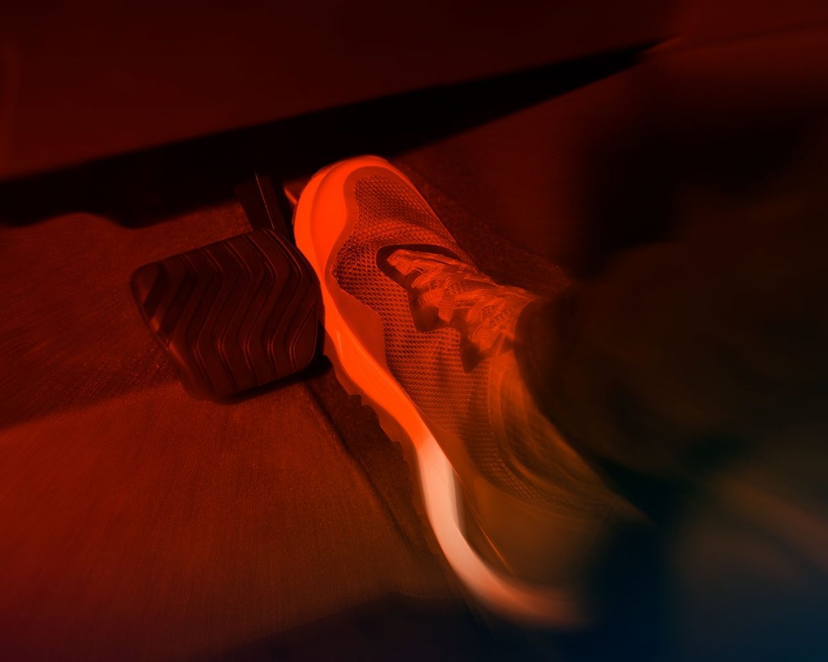 Nissan e-POWER 2022 vista interior de pedal e-Step