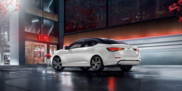 beneficios de un vehículo sedán nissan